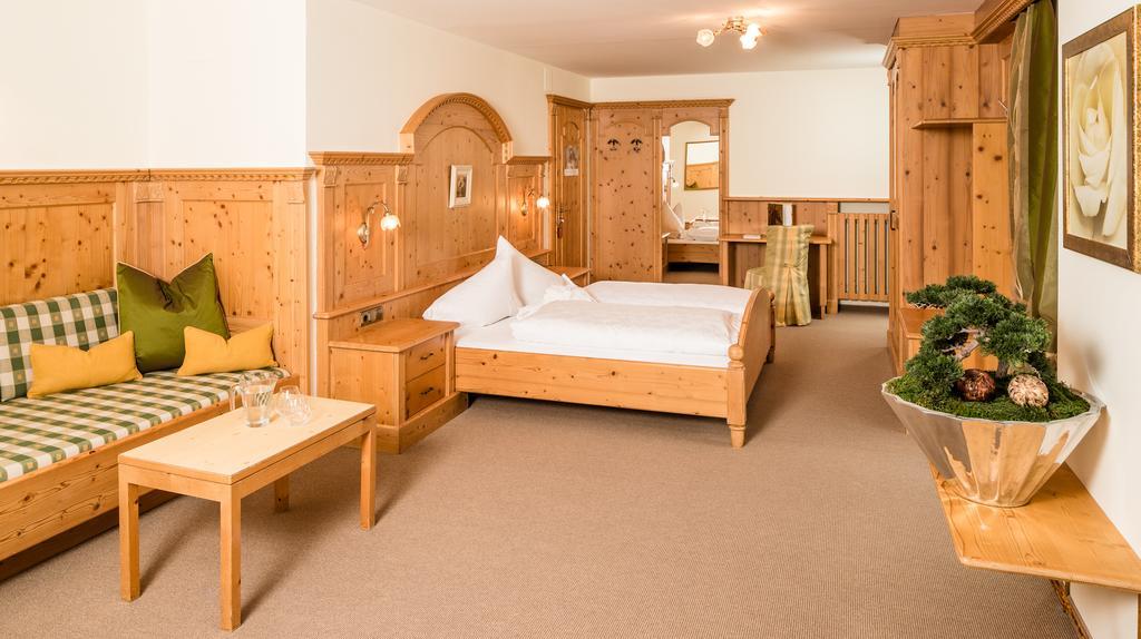 Hotel Rössl Rablà Buitenkant foto