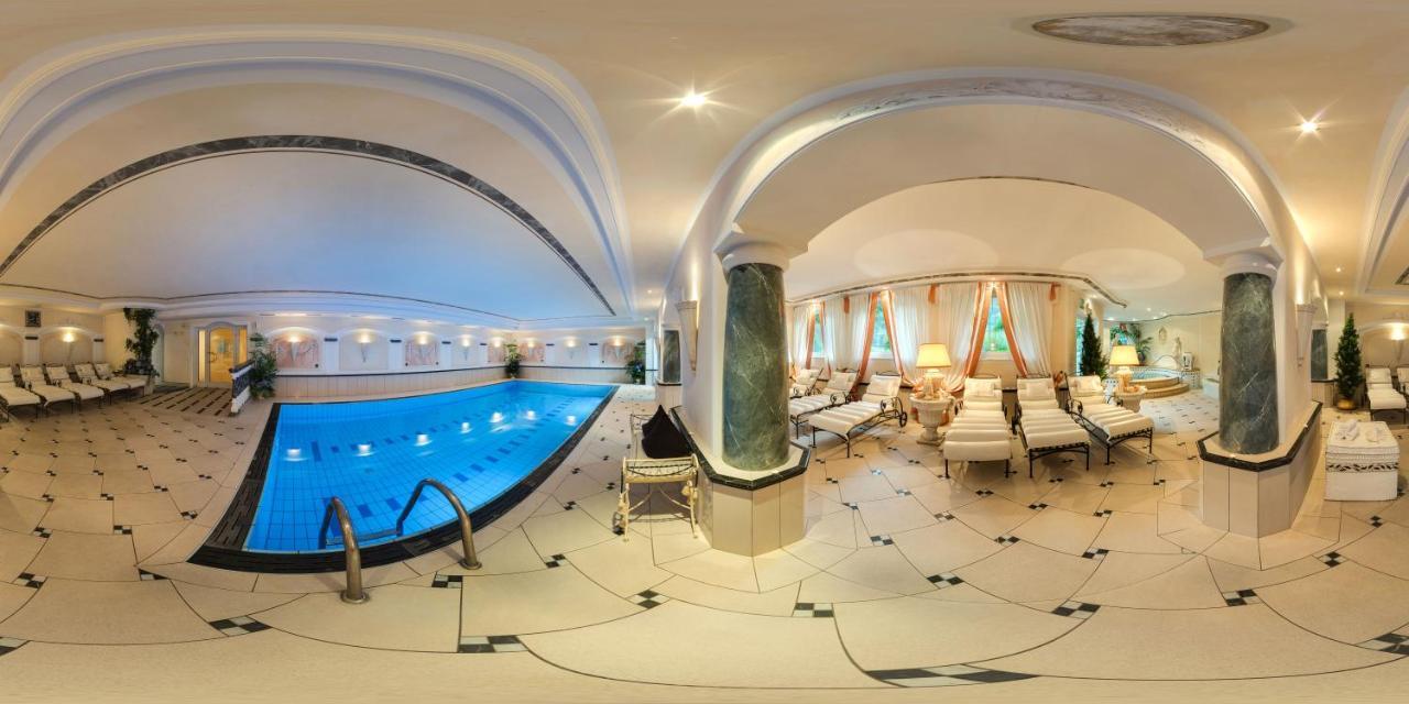 Hotel Rössl Rablà Buitenkant foto